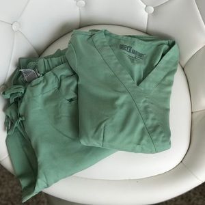 FIRM price. XS greys anatomy scrub set